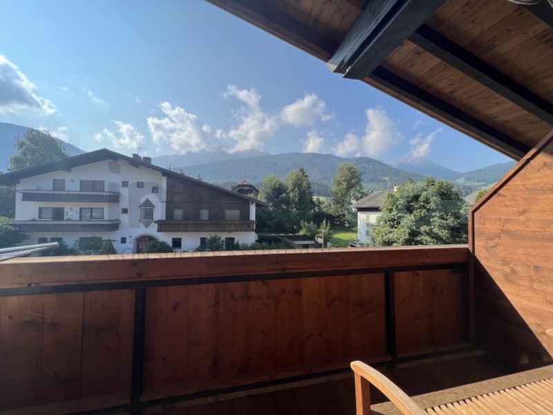 Wunderschöne Zweizimmerwohnung Mit Bergblick In Olang Am Fuße Des ...